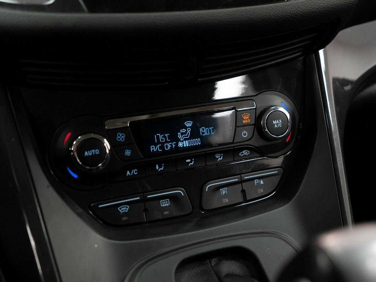 Форд Куга б/у, 2016, Автоматическая. Фото: #12