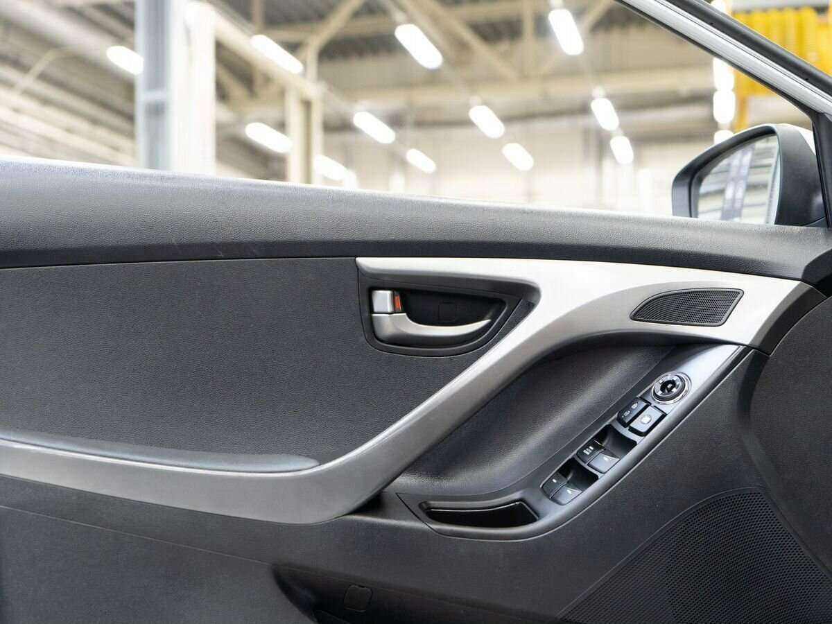 Хендай Елантра б/у, 2012, Автоматическая. Фото: #14