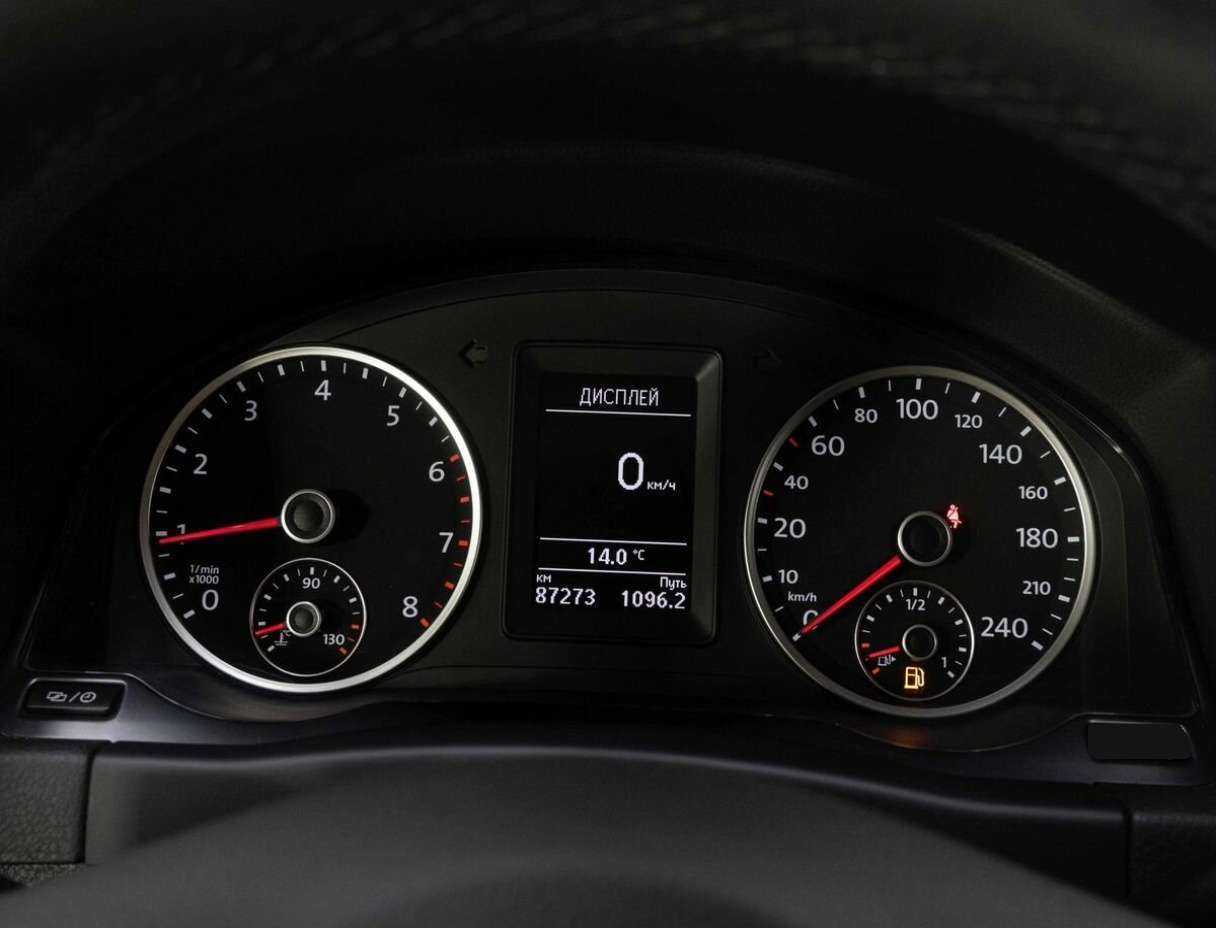 Фольксваген Тигуан б/у, 2014, Роботизированная. Фото: #18