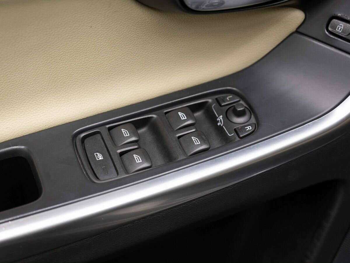 Вольво ИксЦ60 б/у, 2014, Автоматическая. Фото: #18