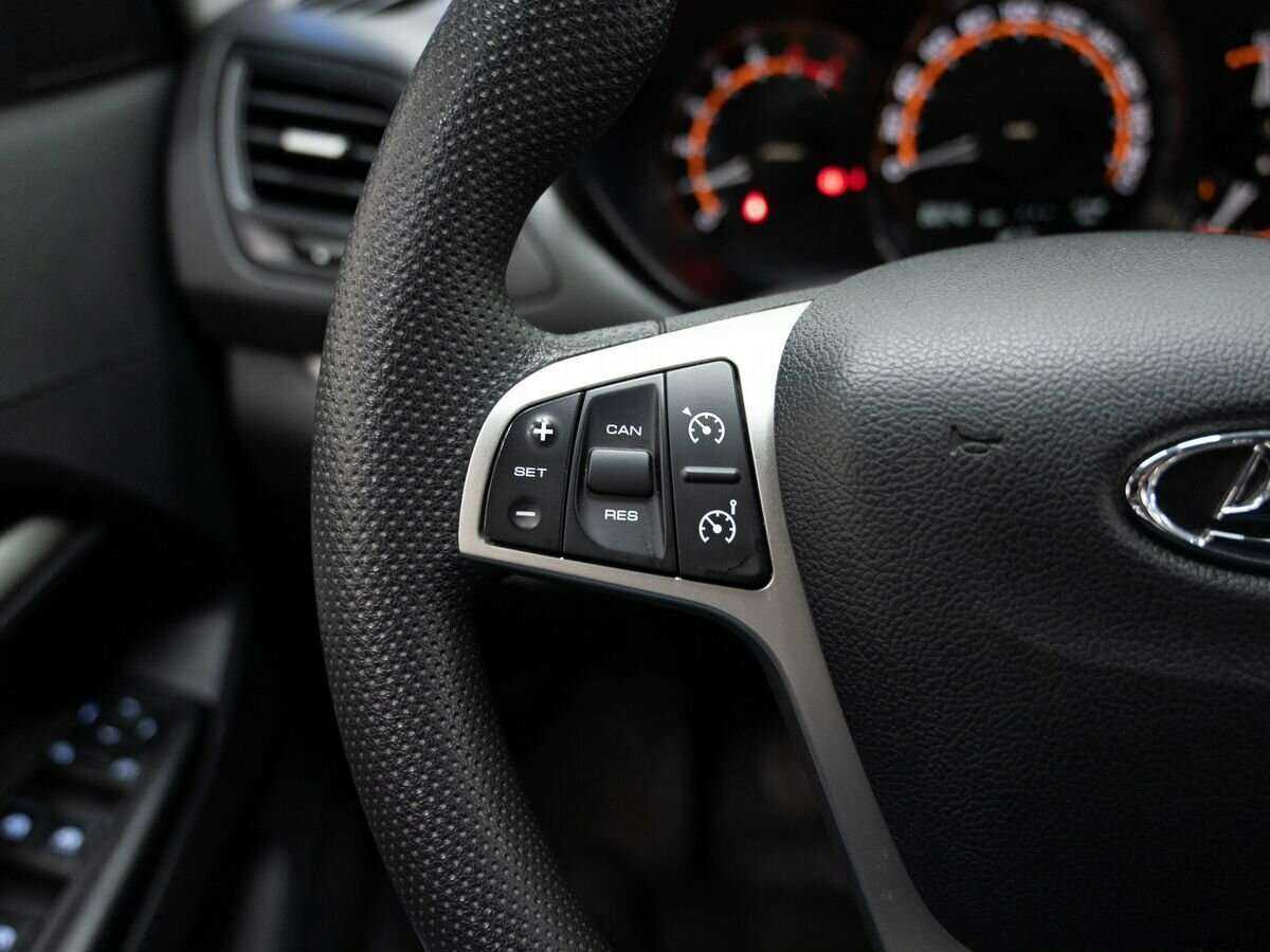 Лада (ВАЗ) Веста б/у, 2019, Механическая. Фото: #15