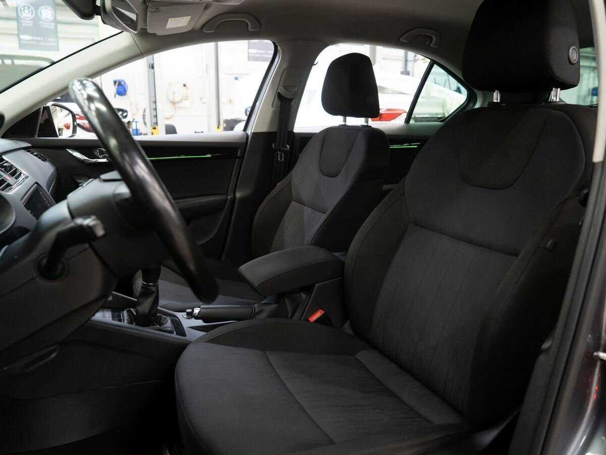 Шкода Октавия б/у, 2018, Механическая. Фото: #5