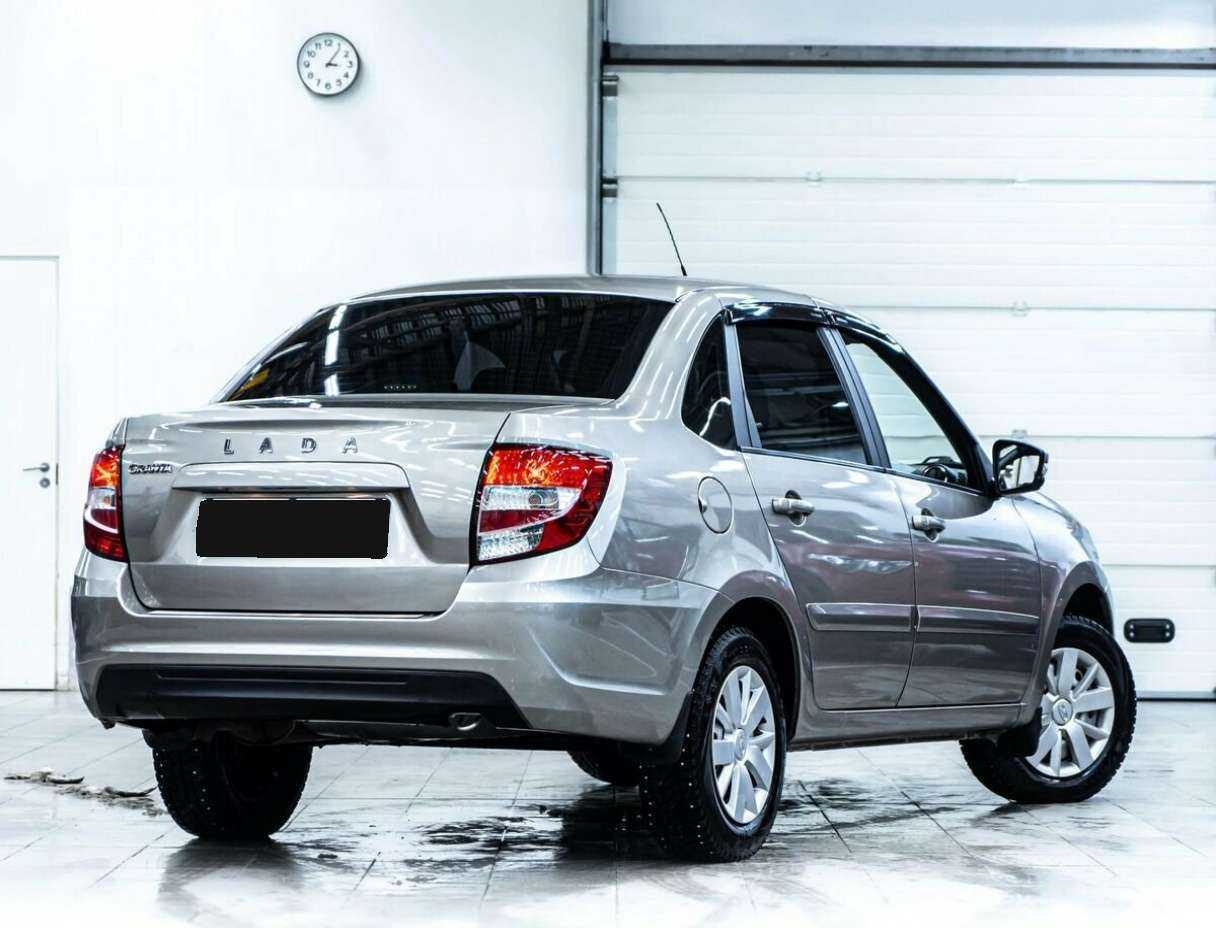 Лада (ВАЗ) Гранта б/у, 2021, Механическая. Фото: #2