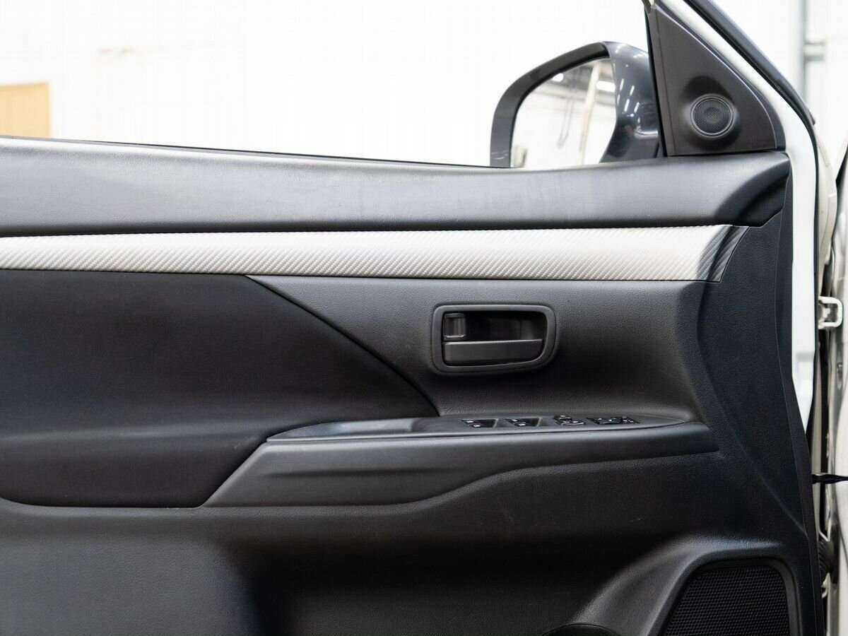 Митсубиши Оутлэндер б/у, 2015, Вариатор. Фото: #16