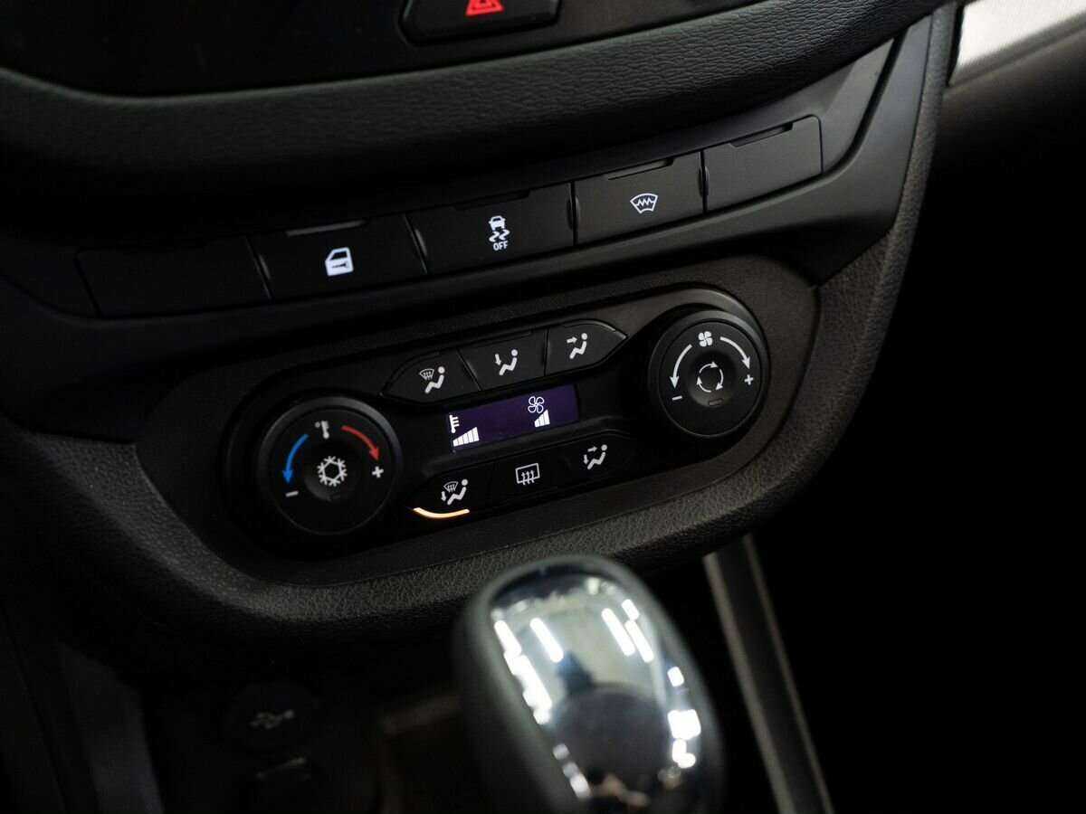 Лада (ВАЗ) Веста б/у, 2020, Вариатор. Фото: #10