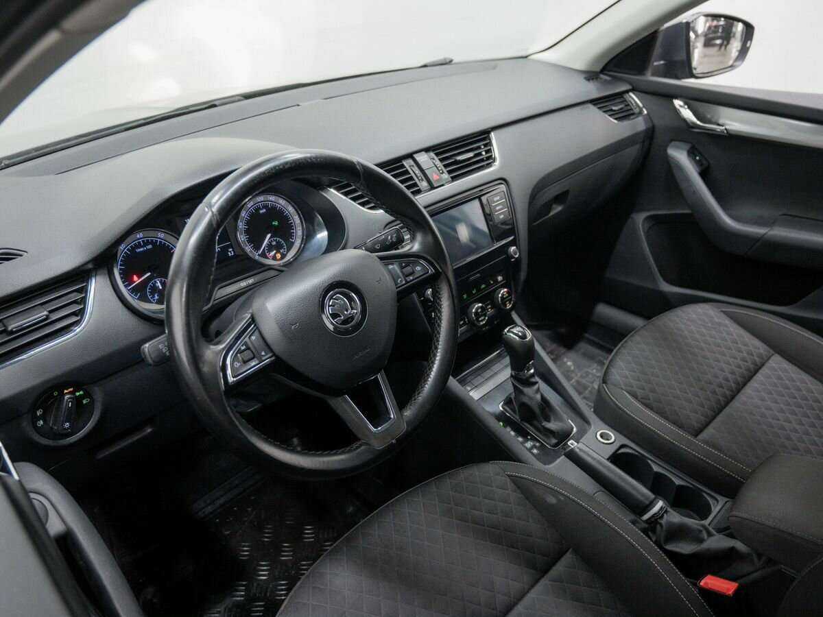 Шкода Октавия б/у, 2017, Роботизированная. Фото: #9