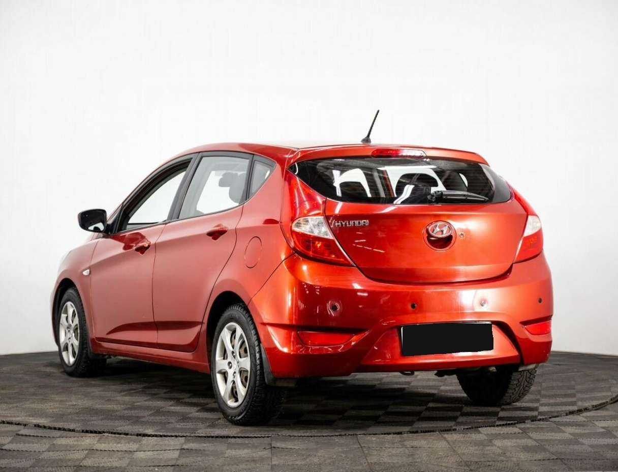 Хендай Солярис б/у, 2012, Автоматическая. Фото: #2