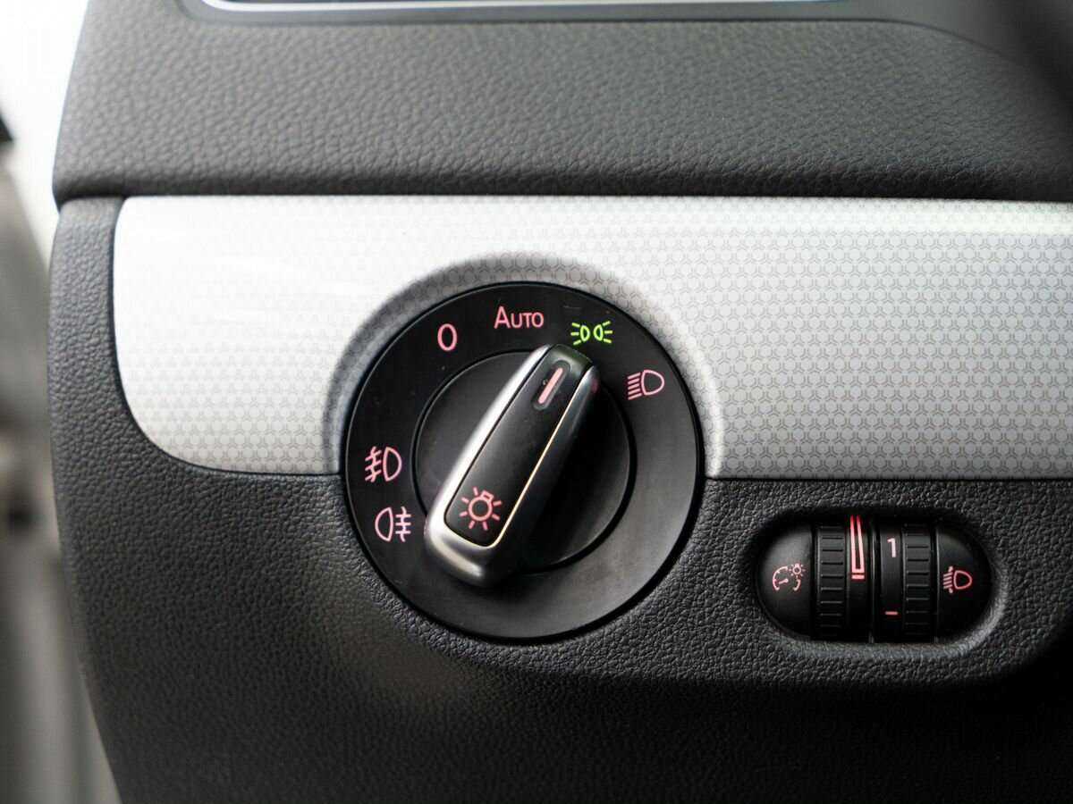 Фольксваген Джетта б/у, 2013, Автоматическая. Фото: #16