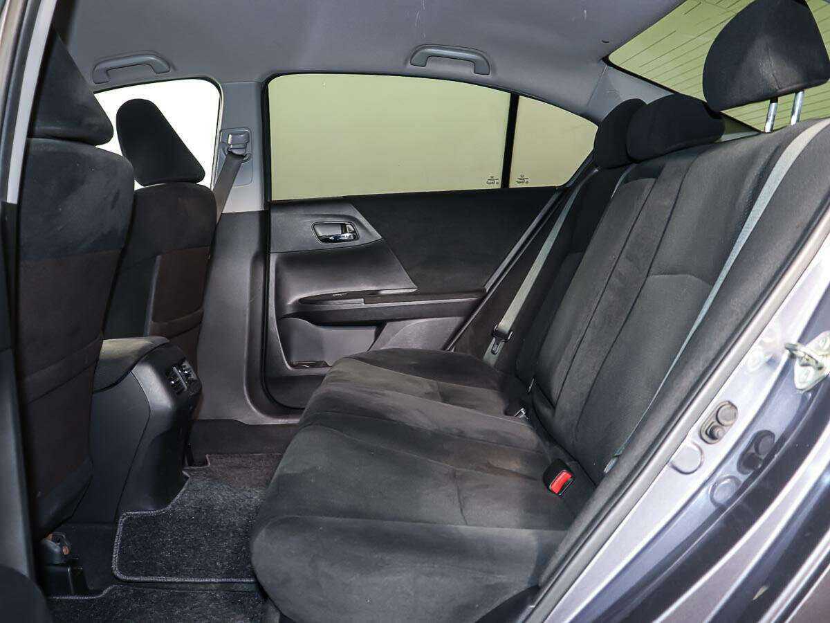 Хонда Аккорд б/у, 2013, Автоматическая. Фото: #6