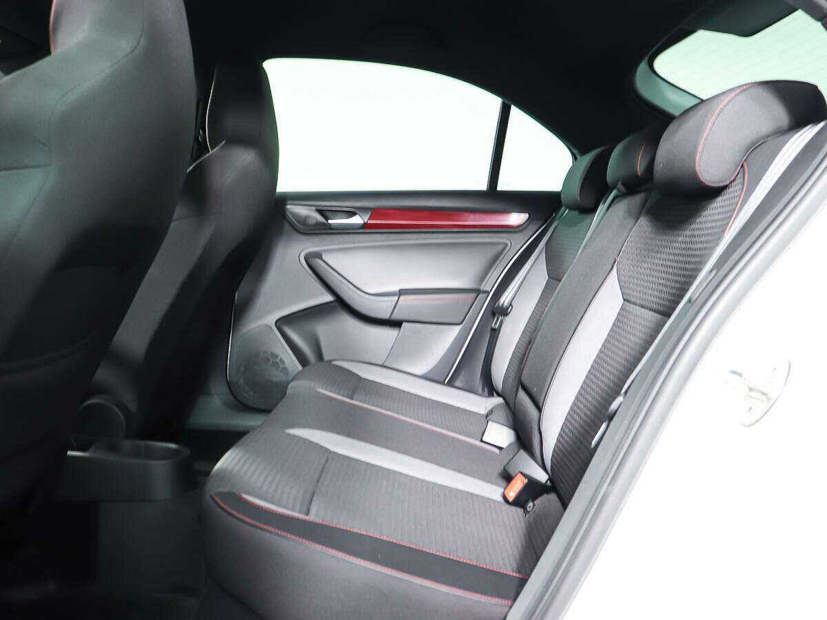 Фольксваген Поло б/у, 2021, Механическая. Фото: #9