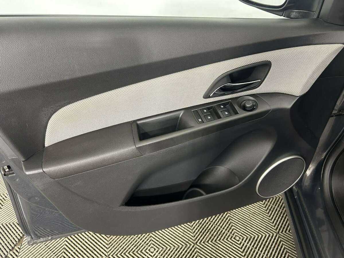 Шевроле Круз б/у, 2013, Автоматическая. Фото: #7