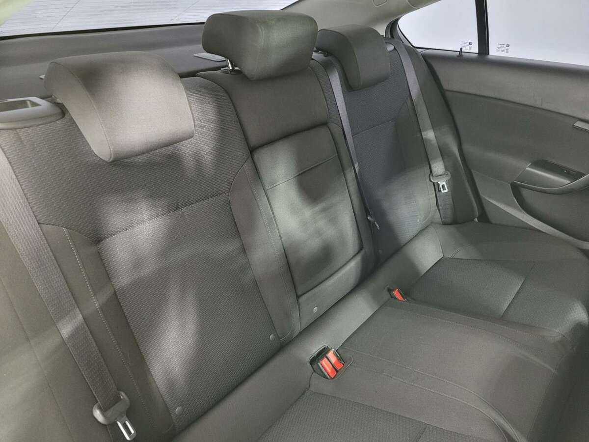 Опель Инсигния б/у, 2013, Механическая. Фото: #14