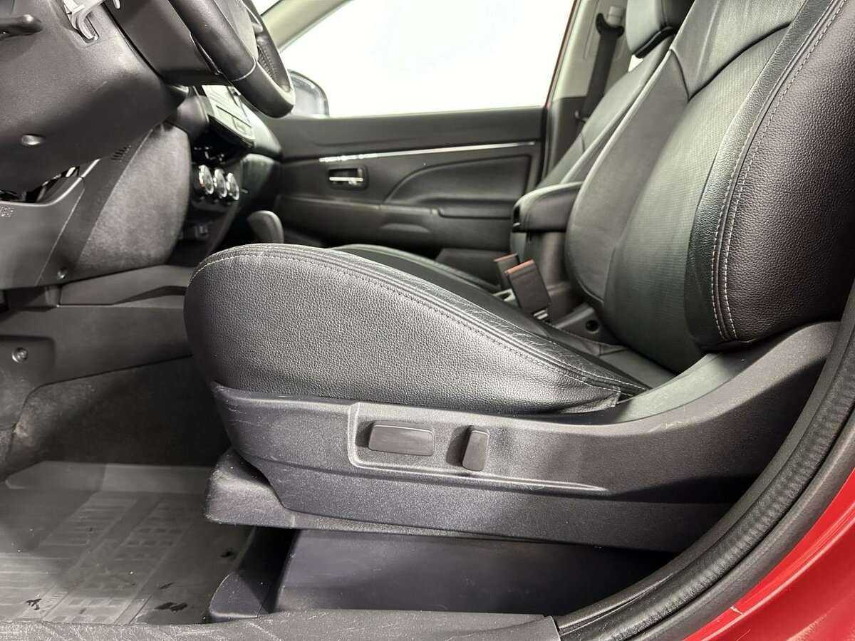 Митсубиши АС-Икс б/у, 2014, Вариатор. Фото: #9