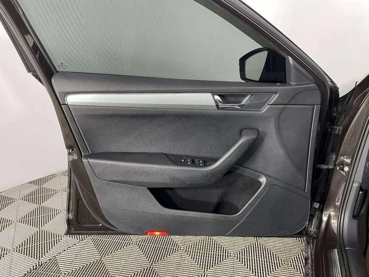 Шкода Суперб б/у, 2016, Механическая. Фото: #6