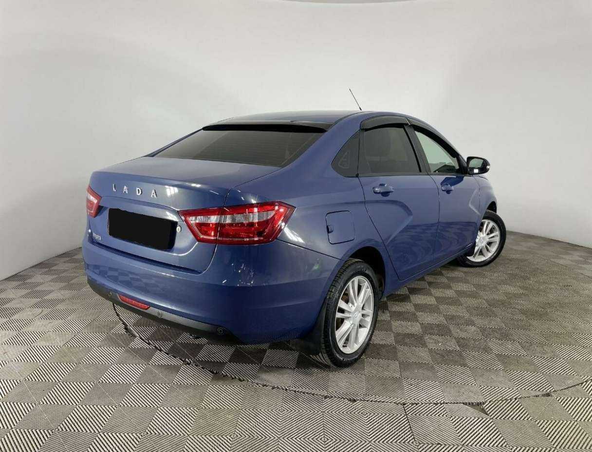 Лада (ВАЗ) Веста б/у, 2017, Механическая. Фото: #5