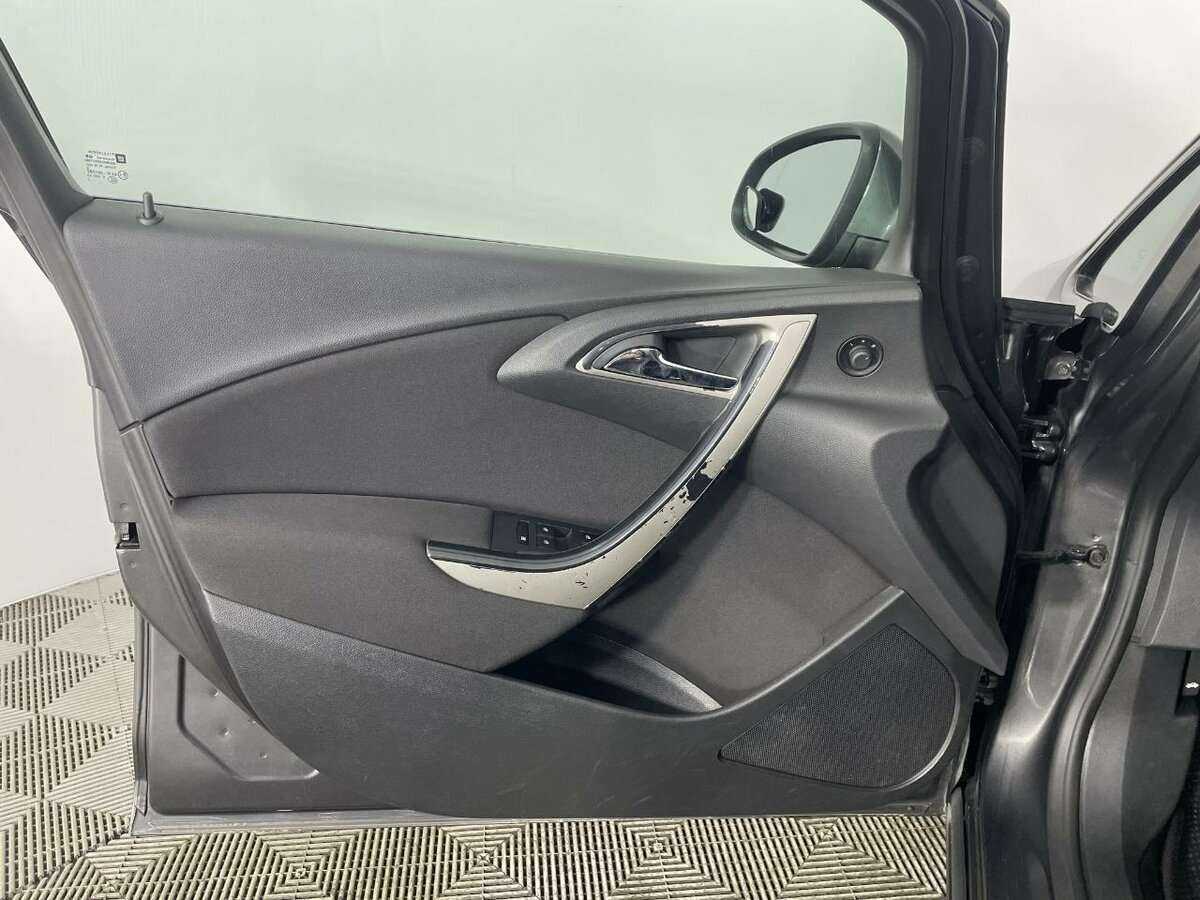 Опель Астра б/у, 2012, Автоматическая. Фото: #7