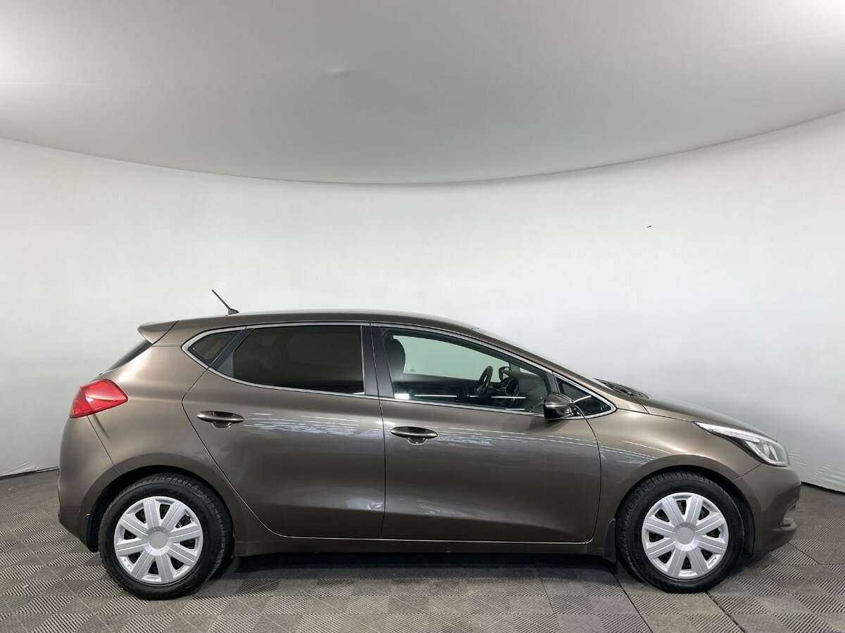 Киа Сид б/у, 2013, Автоматическая. Фото: #3