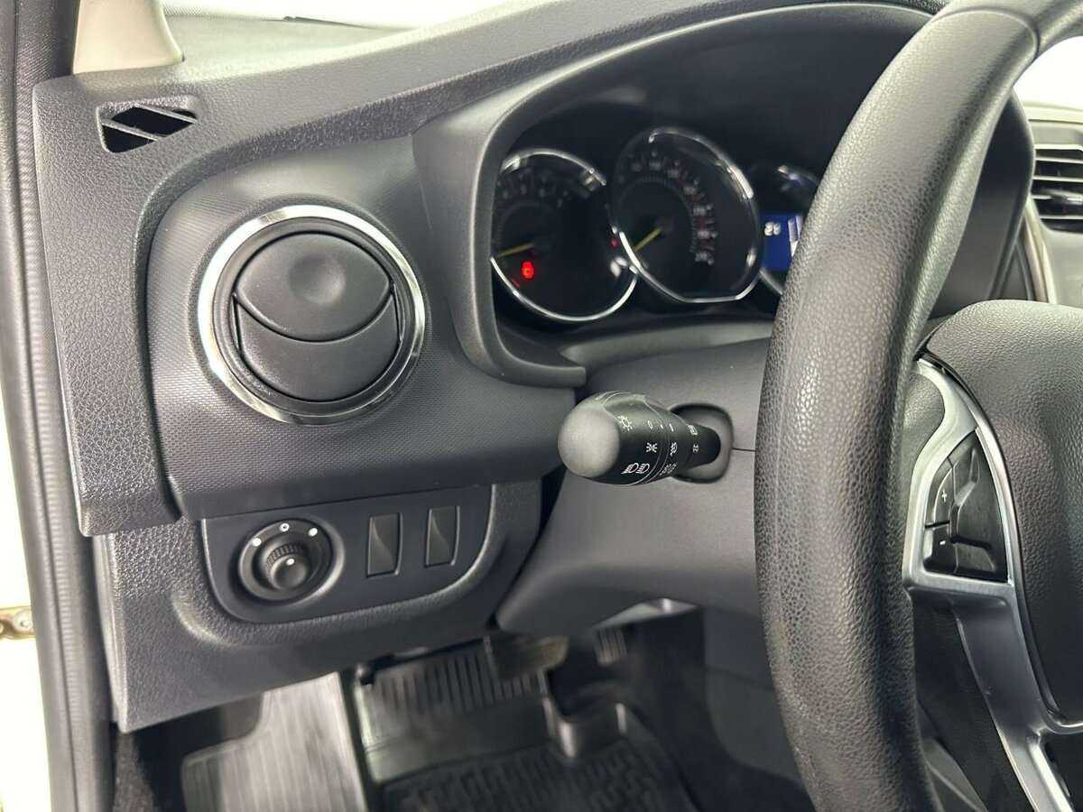 Рено Сандеро б/у, 2019, Автоматическая. Фото: #8