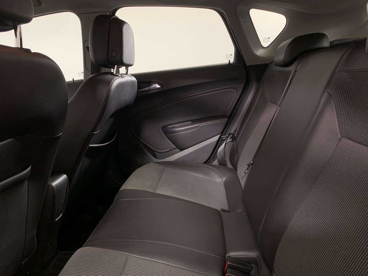 Опель Астра б/у, 2012, Автоматическая. Фото: #15