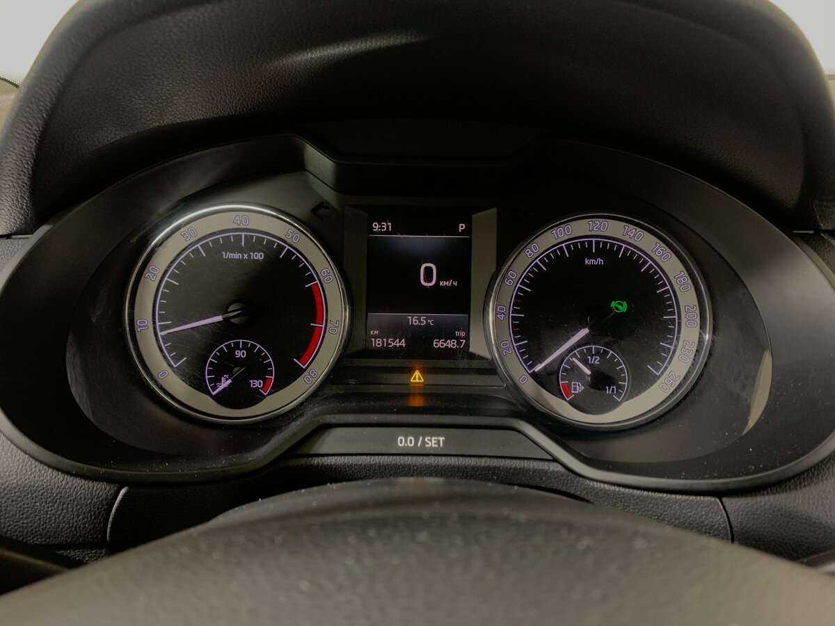 Шкода Октавия б/у, 2018, Роботизированная. Фото: #11