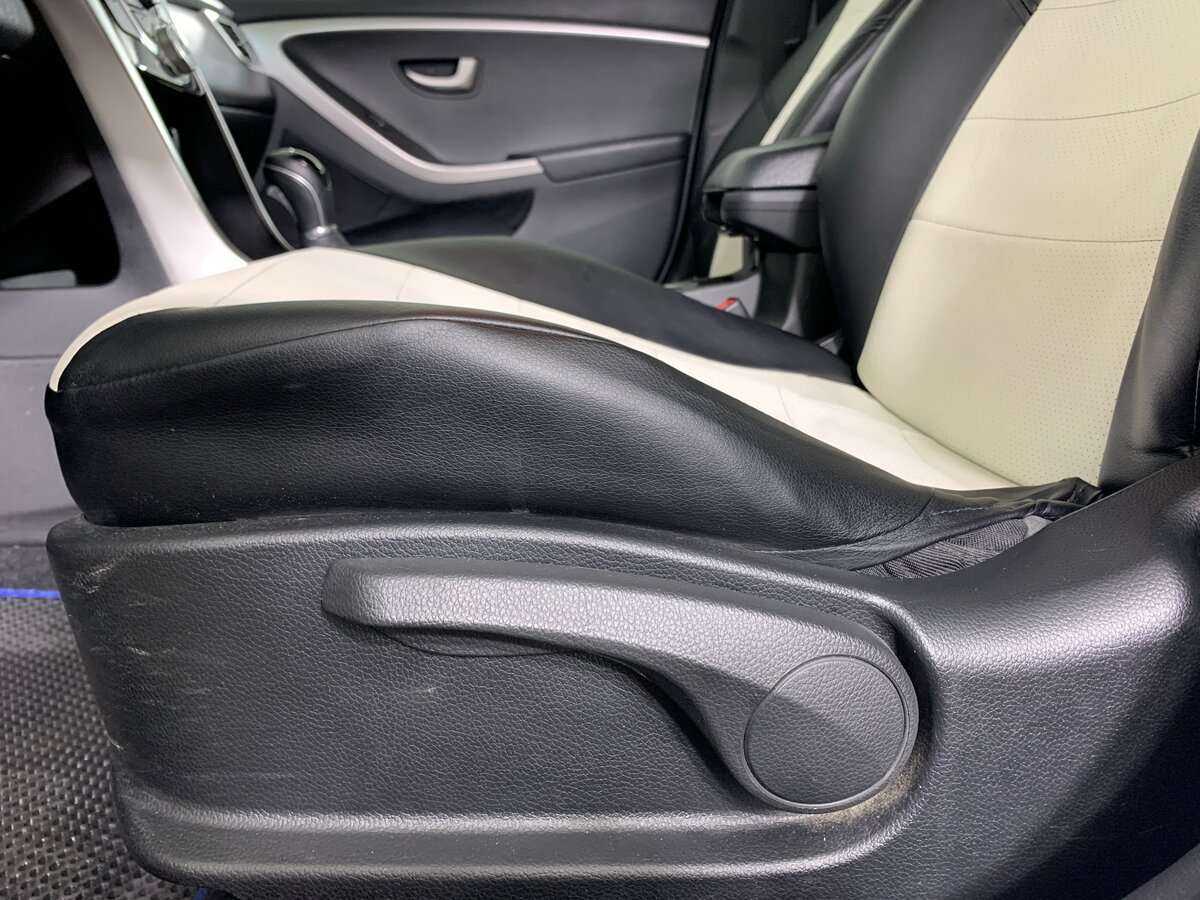 Хендай ай30 б/у, 2012, Автоматическая. Фото: #13