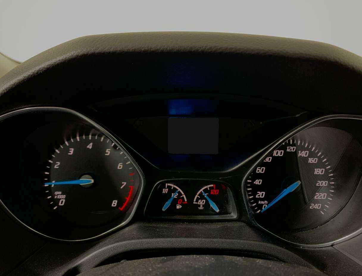 Форд Фокус б/у, 2015, Роботизированная. Фото: #11