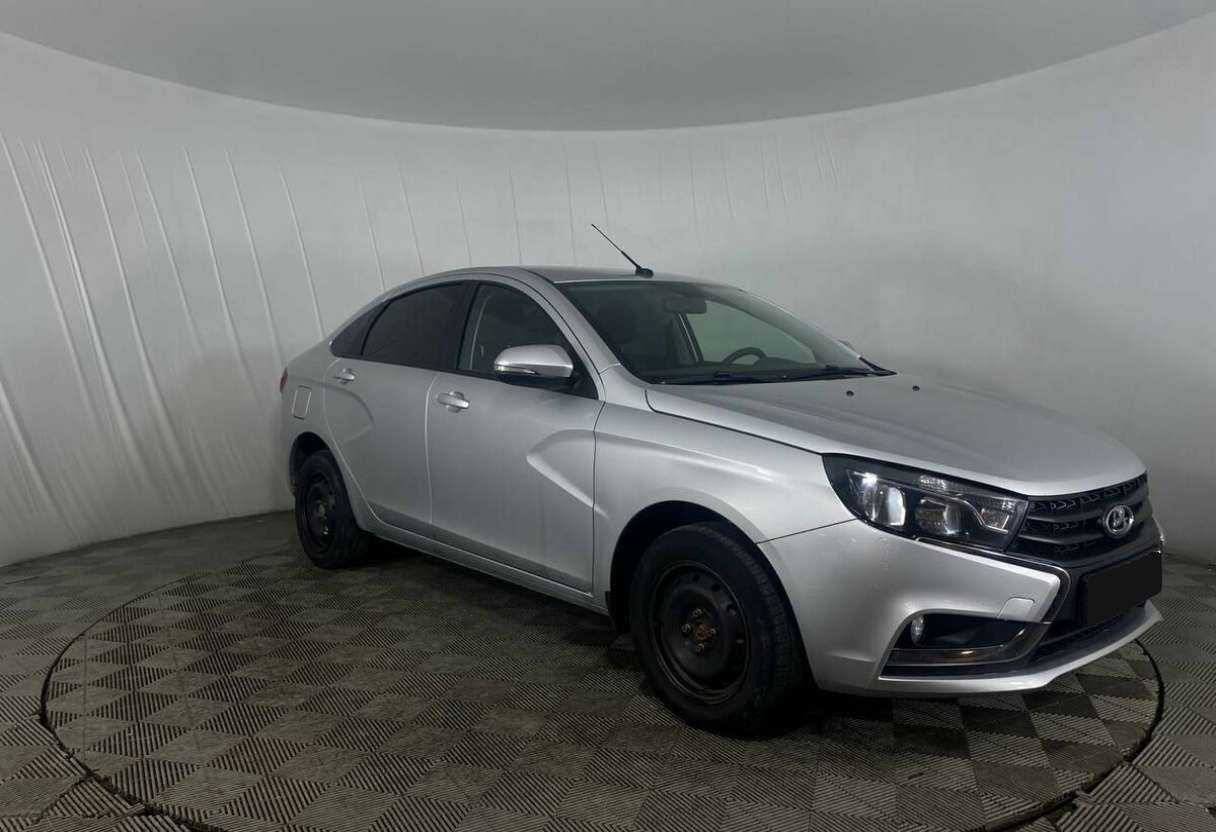 Лада (ВАЗ) Веста б/у, 2020, Механическая. Фото: #2