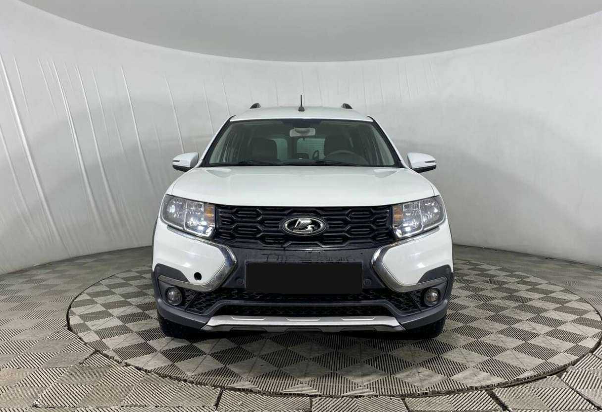 Лада (ВАЗ) Ларгус б/у, 2021, Механическая. Фото: #1