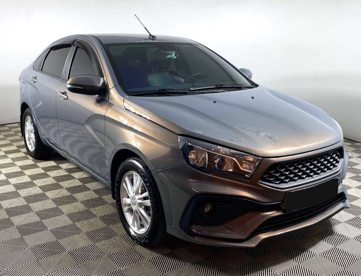 Лада (ВАЗ) Веста б/у, 2017, Механическая. Фото: #2