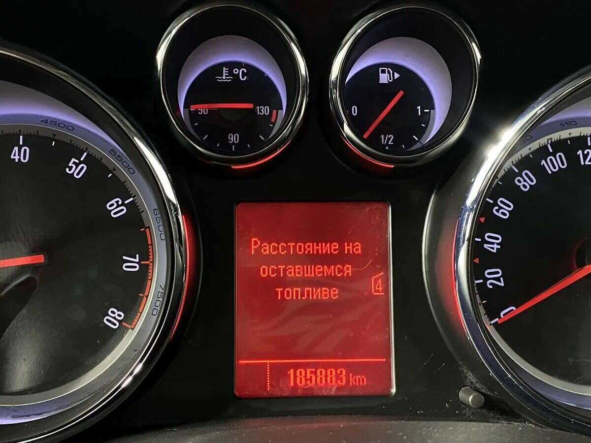 Опель Астра б/у, 2012, Механическая. Фото: #15