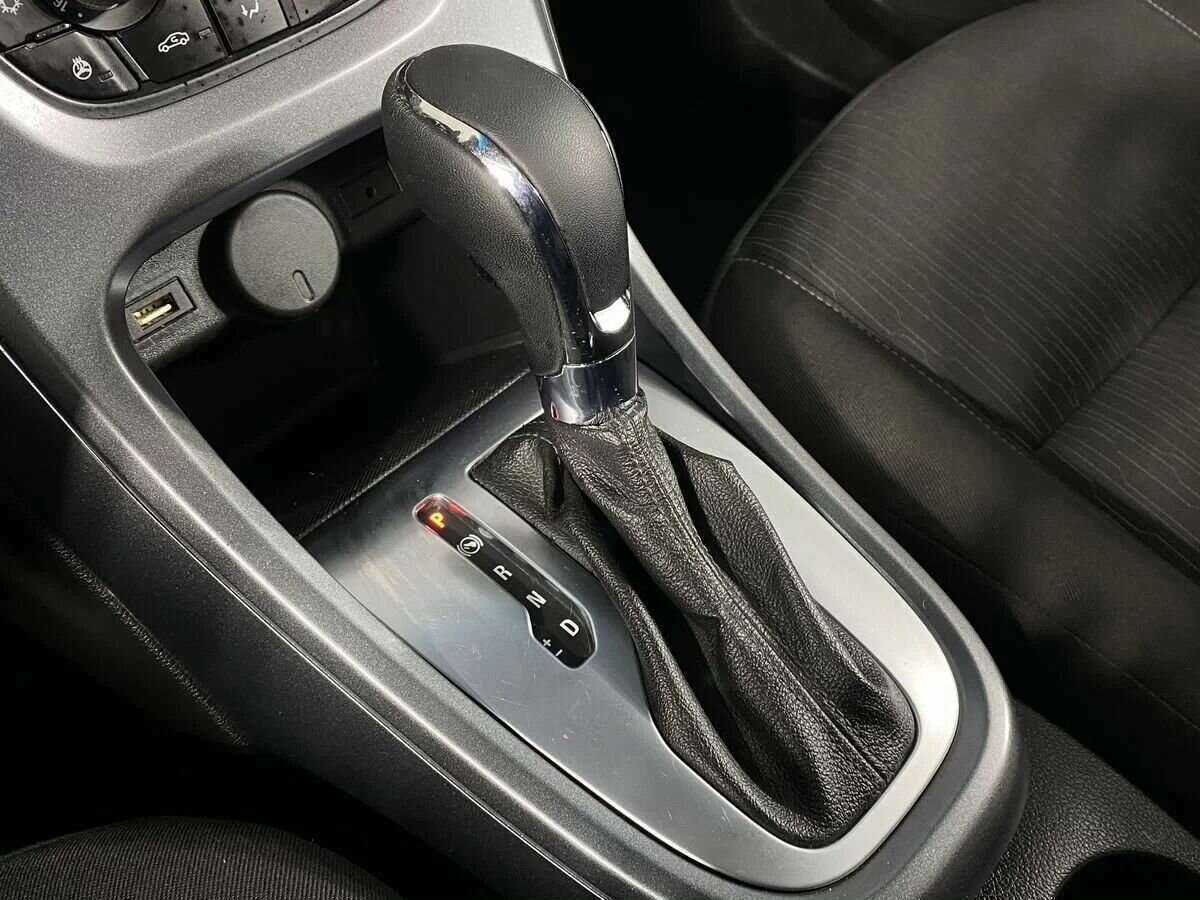 Опель Астра б/у, 2013, Автоматическая. Фото: #15