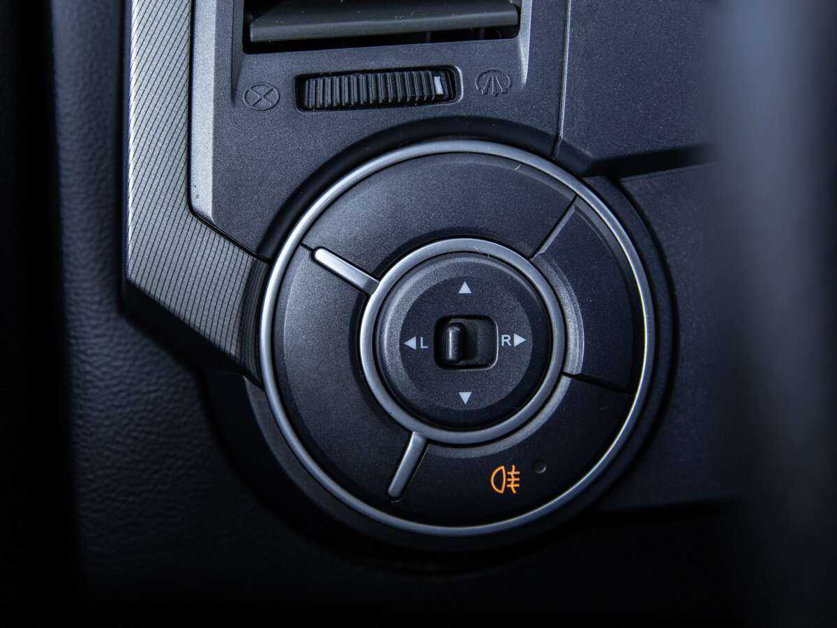 Сан-Ён Кирон б/у, 2013, Механическая. Фото: #16