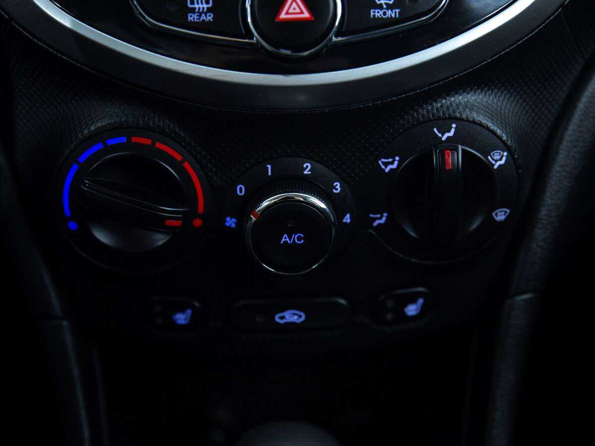 Хендай Солярис б/у, 2013, Автоматическая. Фото: #15