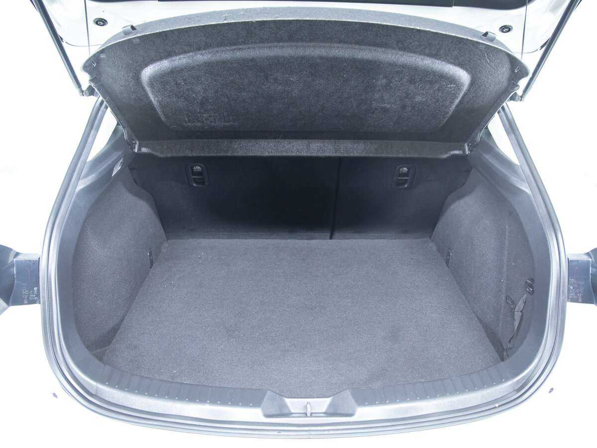 Мазда 3 б/у, 2014, Автоматическая. Фото: #8