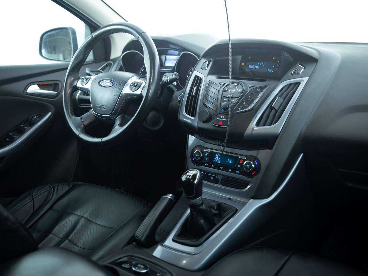 Форд Фокус б/у, 2012, Механическая. Фото: #17