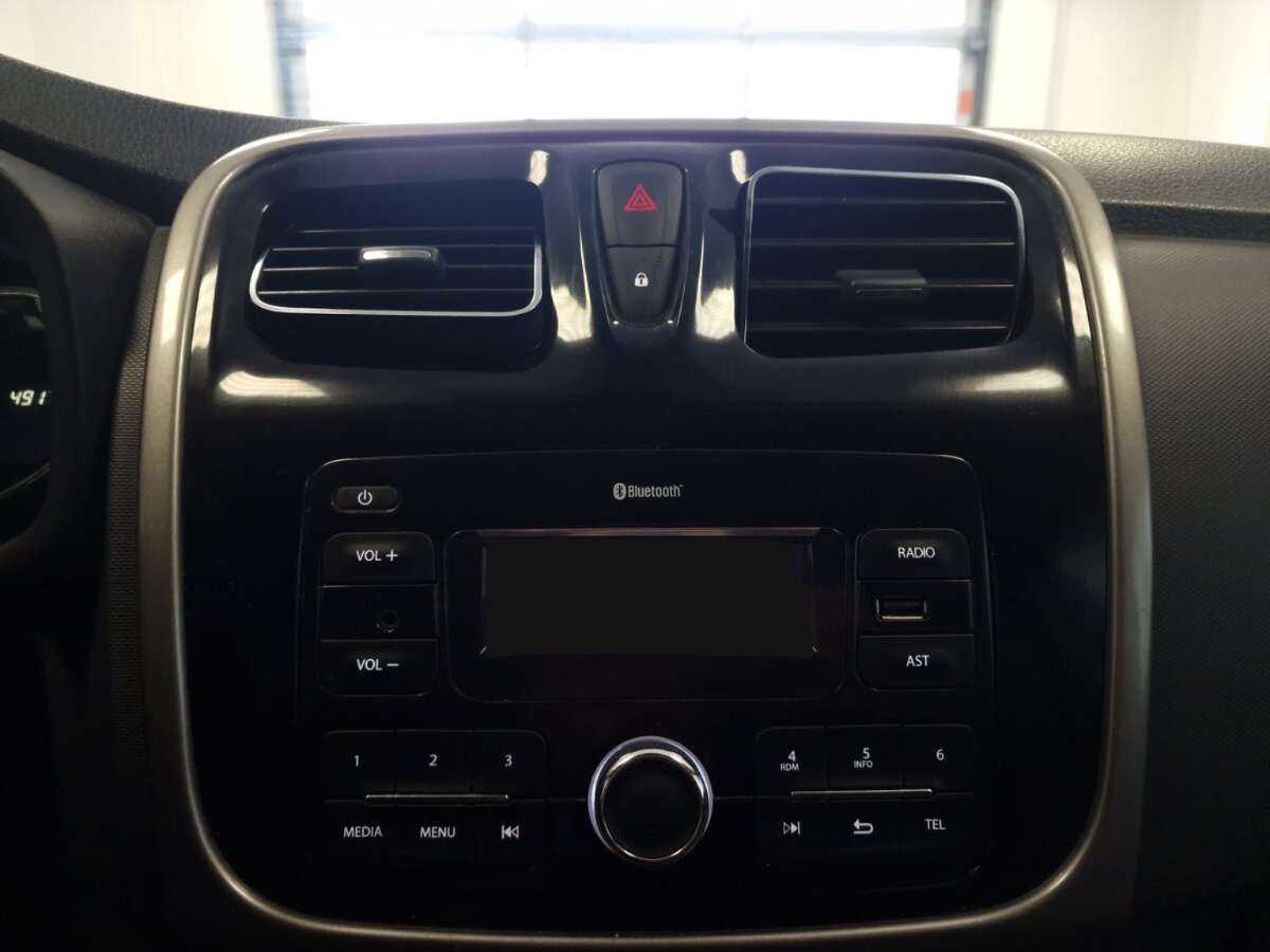 Рено Сандеро б/у, 2019, Механическая. Фото: #9