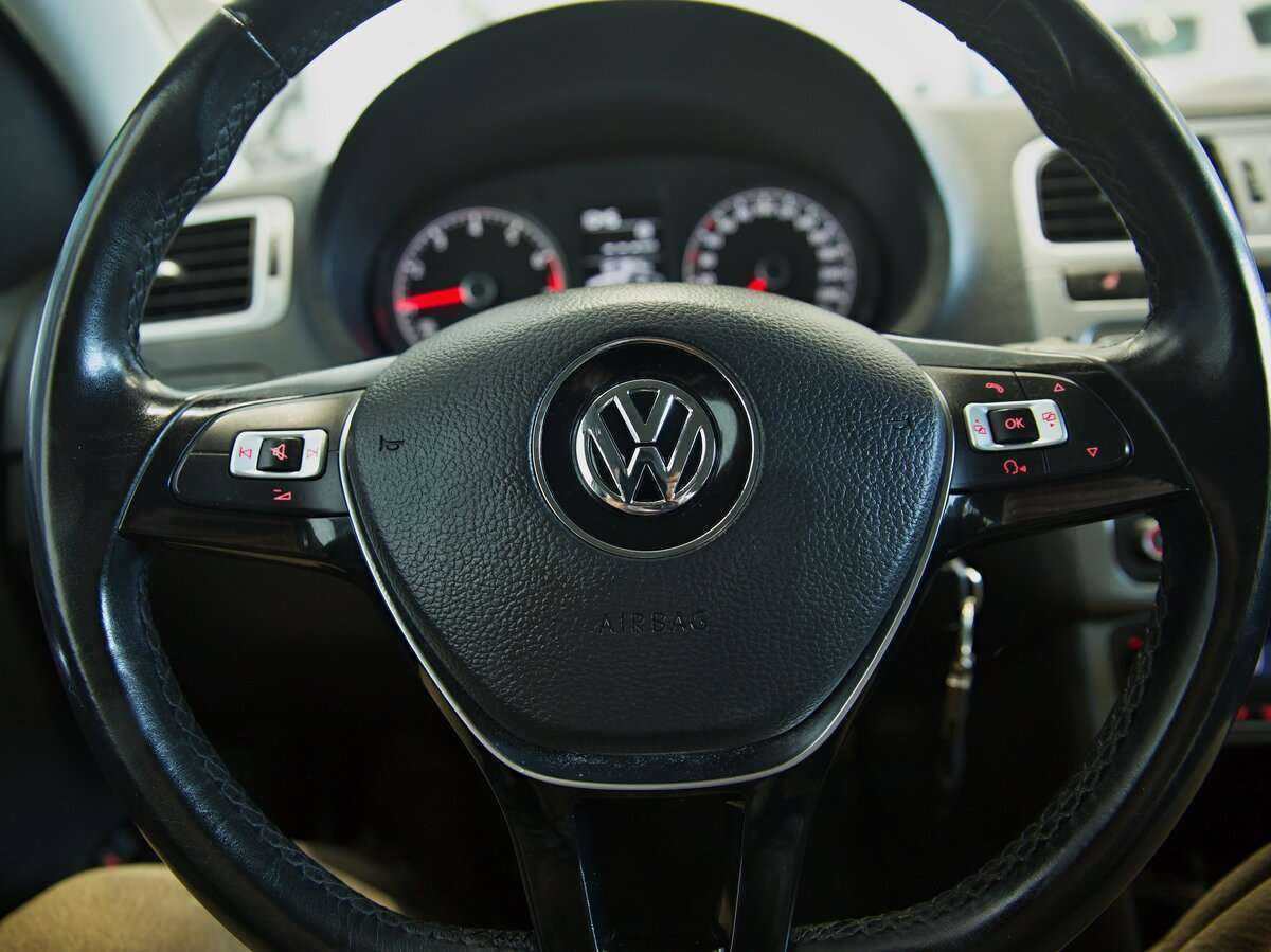 Фольксваген Поло б/у, 2016, Механическая. Фото: #3