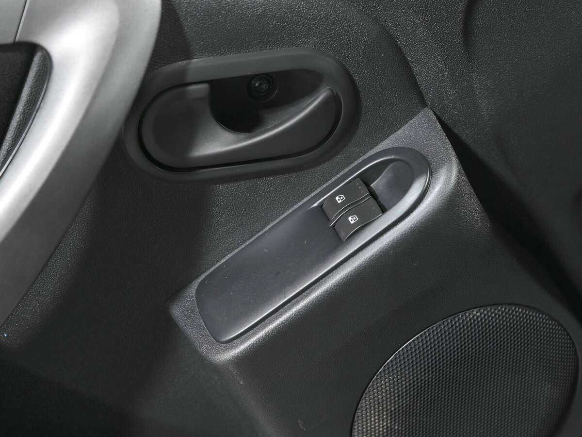 Рено Дастер б/у, 2014, Механическая. Фото: #11