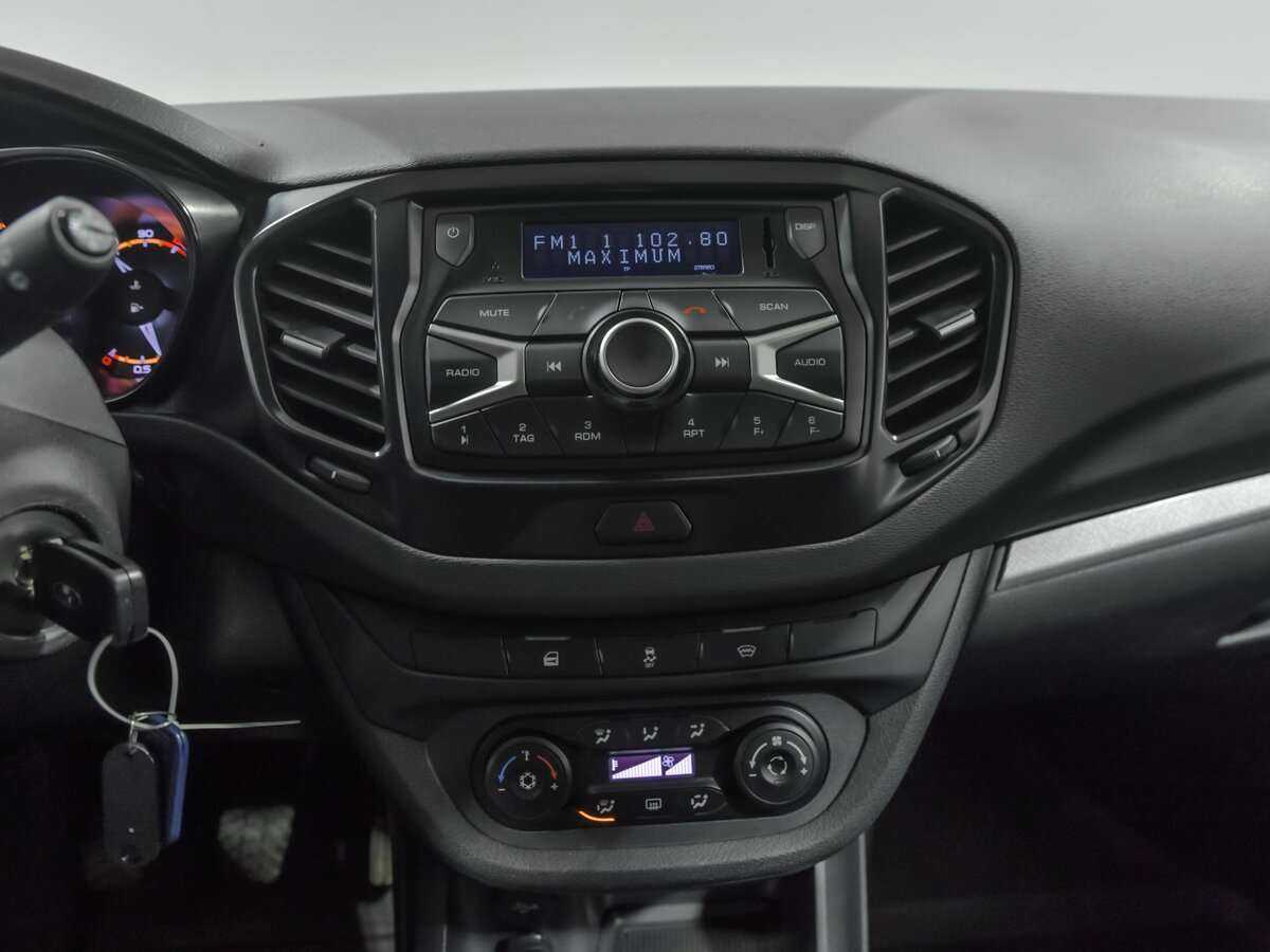 Лада (ВАЗ) Веста б/у, 2020, Механическая. Фото: #8