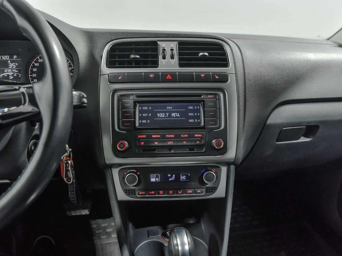 Фольксваген Поло б/у, 2015, Автоматическая. Фото: #8