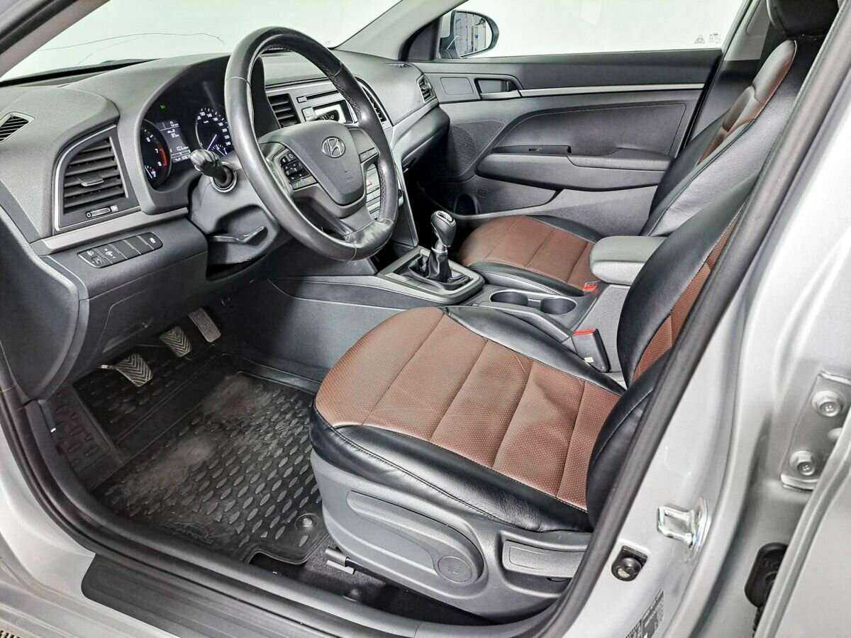 Хендай Елантра б/у, 2017, Механическая. Фото: #13