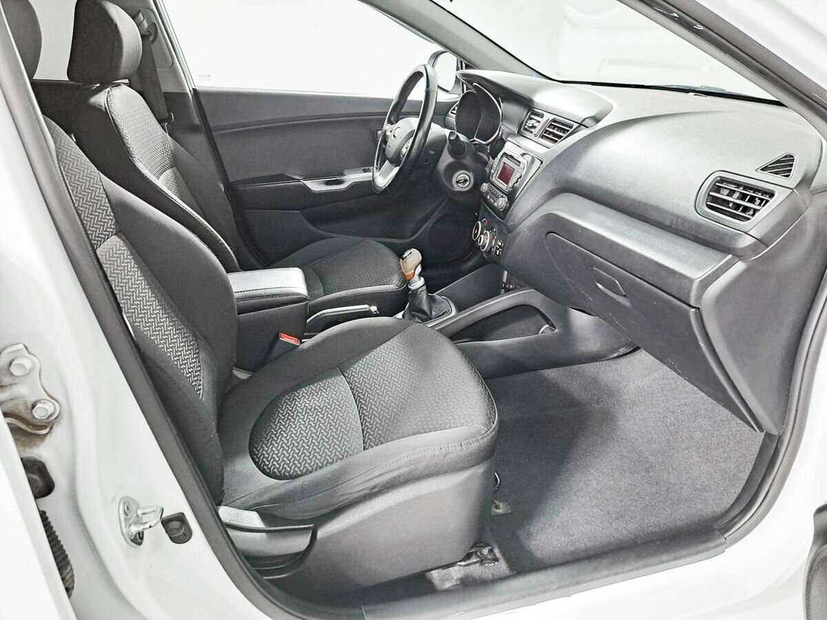 Киа Рио б/у, 2014, Механическая. Фото: #8