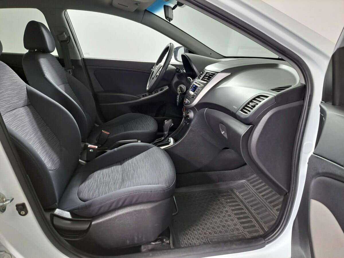 Хендай Солярис б/у, 2014, Автоматическая. Фото: #8