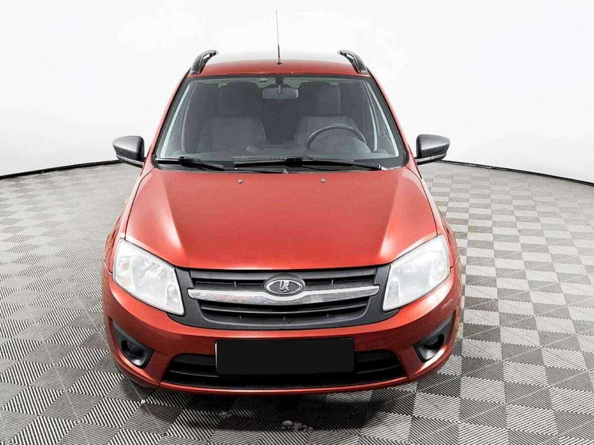 Лада (ВАЗ) Гранта б/у, 2016, Механическая. Фото: #1