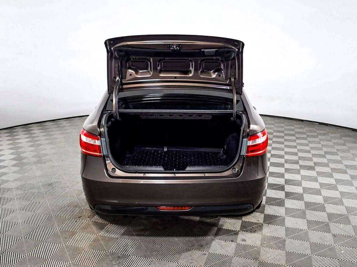 Лада (ВАЗ) Веста б/у, 2018, Механическая. Фото: #8