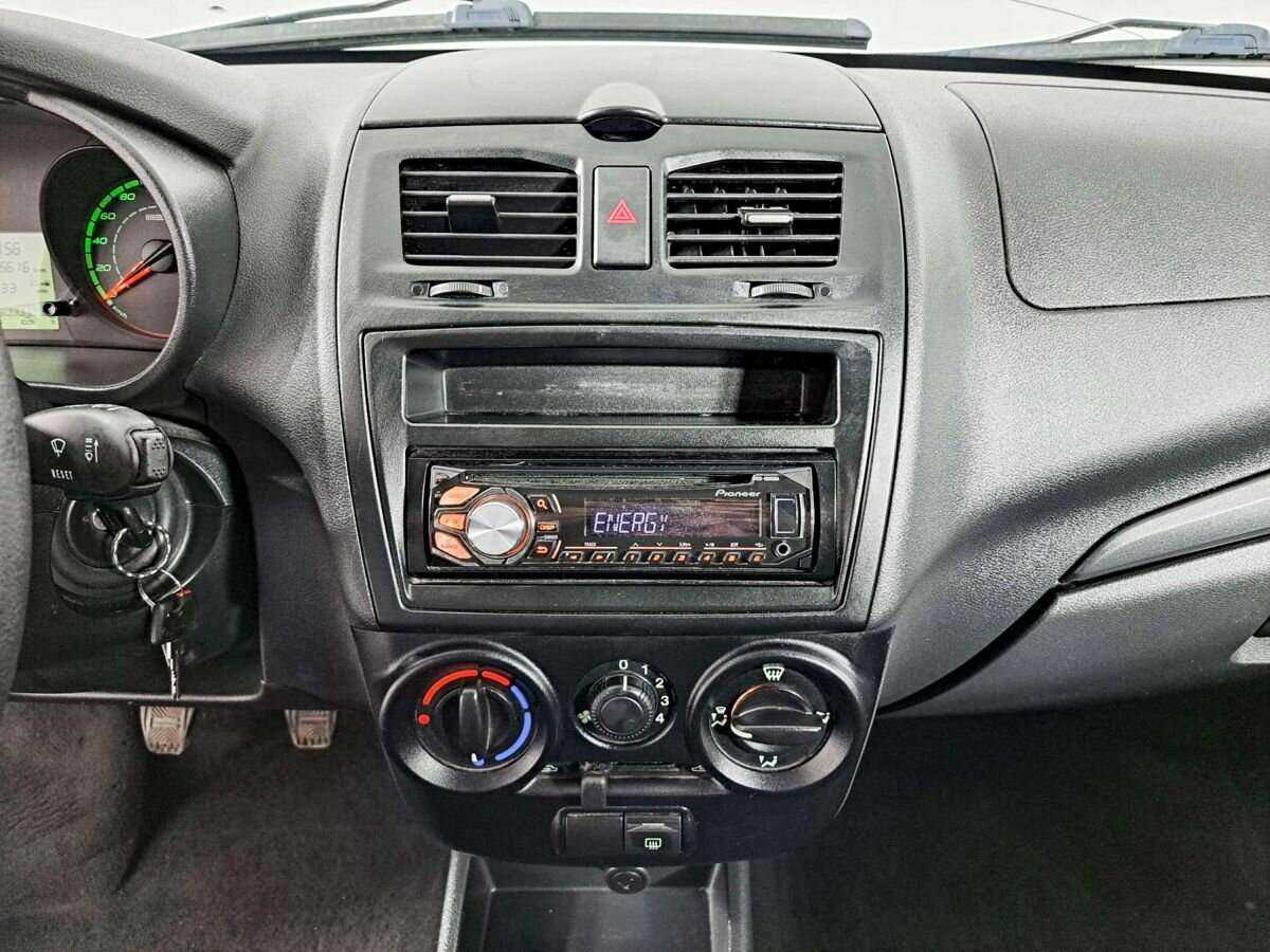 Лада (ВАЗ) Калина б/у, 2013, Механическая. Фото: #12