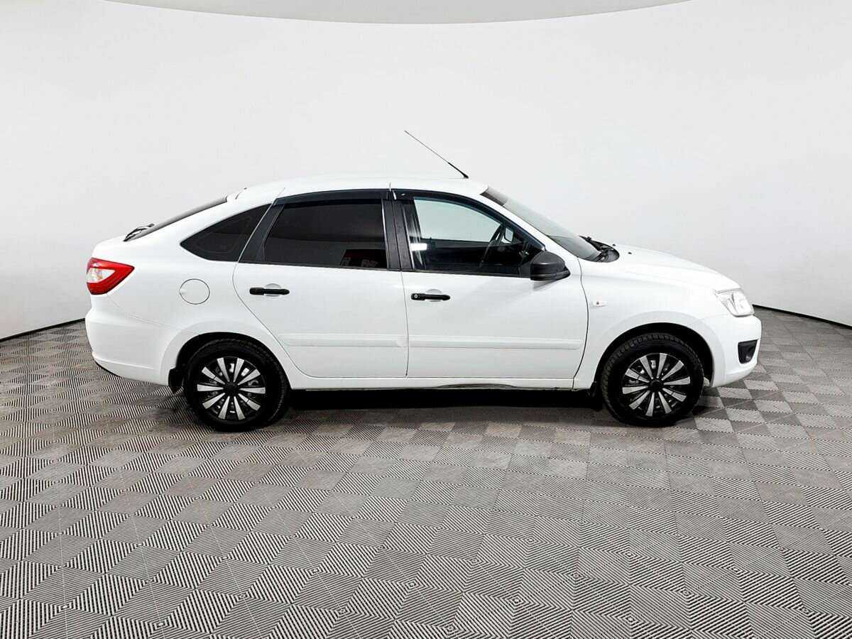 Лада (ВАЗ) Гранта б/у, 2018, Механическая. Фото: #3