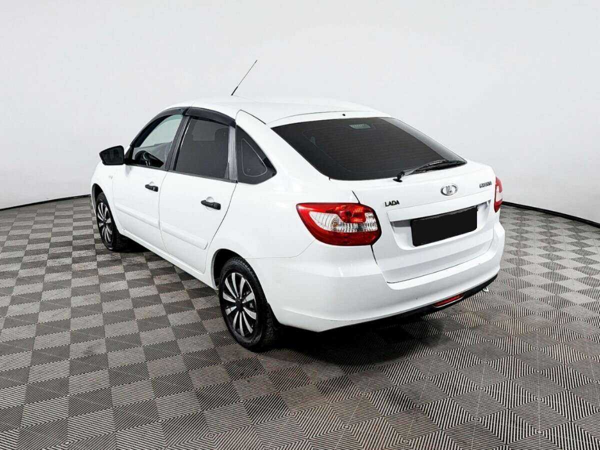 Лада (ВАЗ) Гранта б/у, 2018, Механическая. Фото: #5