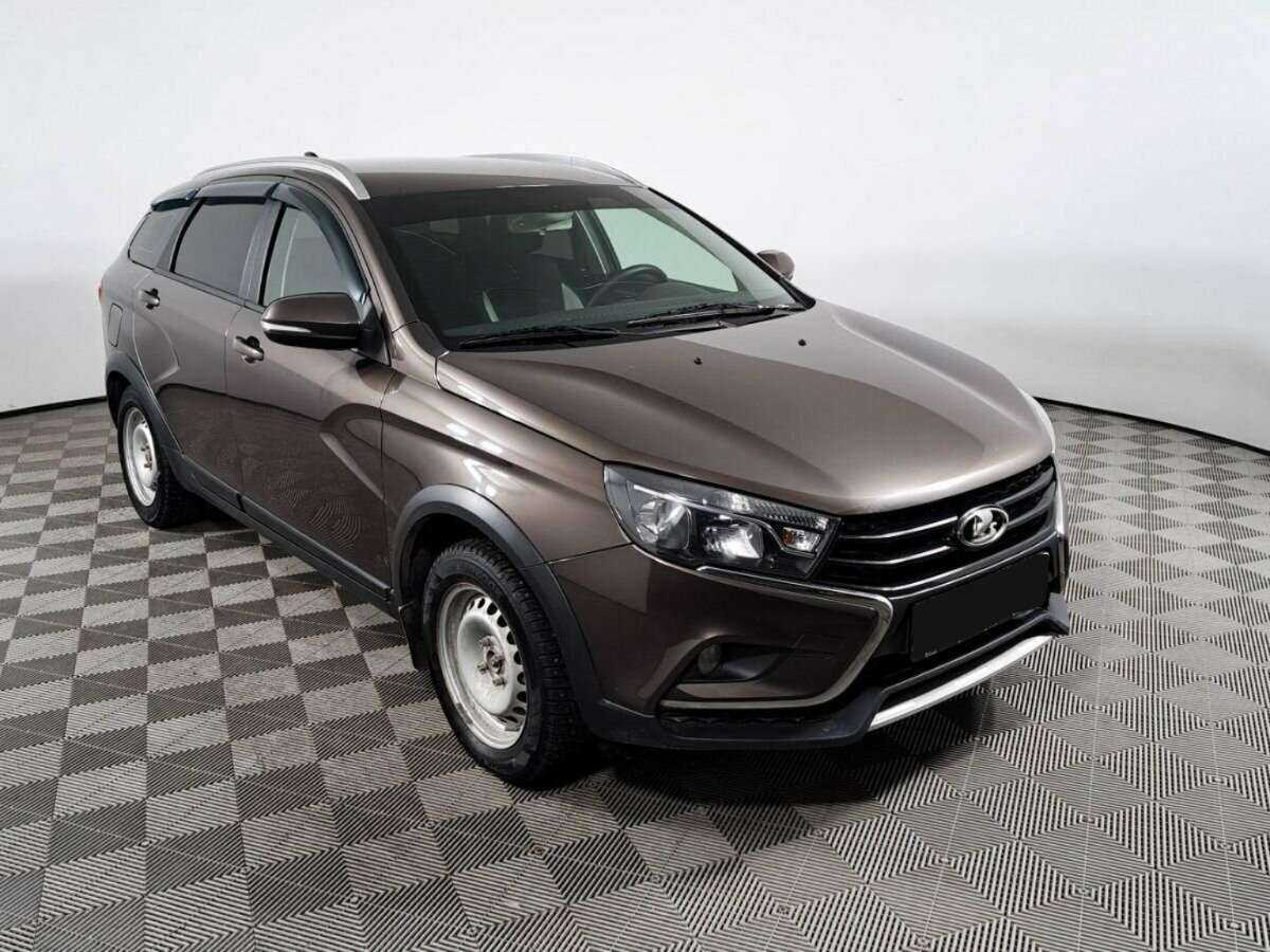 Лада (ВАЗ) Веста б/у, 2017, Механическая. Фото: #2