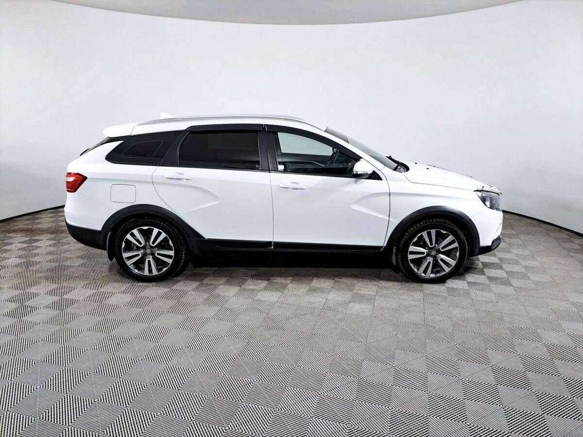 Лада (ВАЗ) Веста б/у, 2019, Механическая. Фото: #3